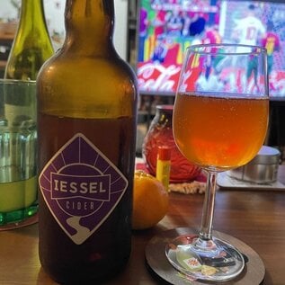 Iessel Cider met Pruim