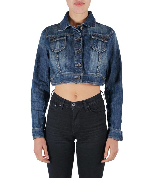 Vintage Jackets: Y2K Denim Jackets