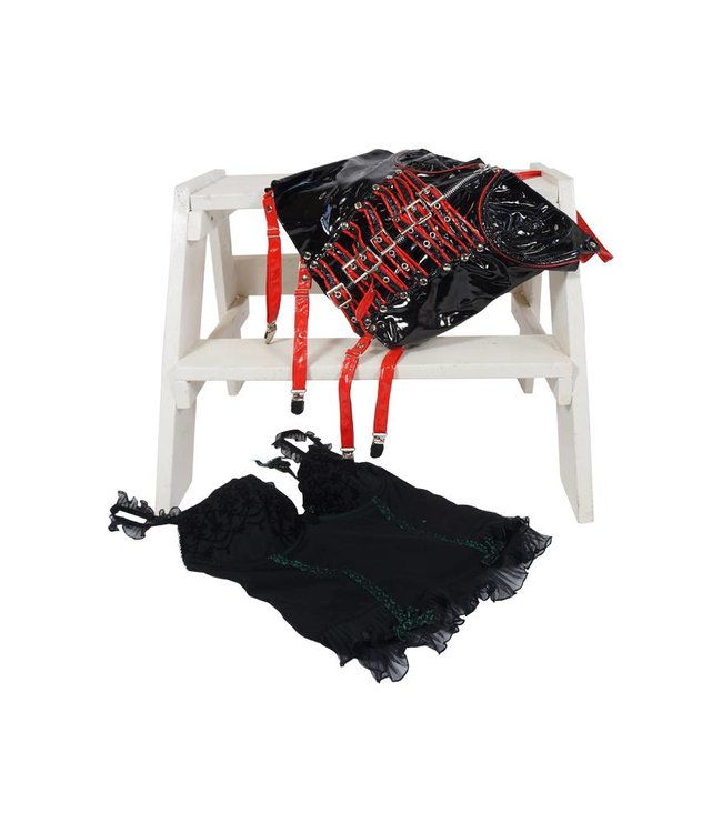 Mélange Vintage: Vêtements Gothic / Fétiche