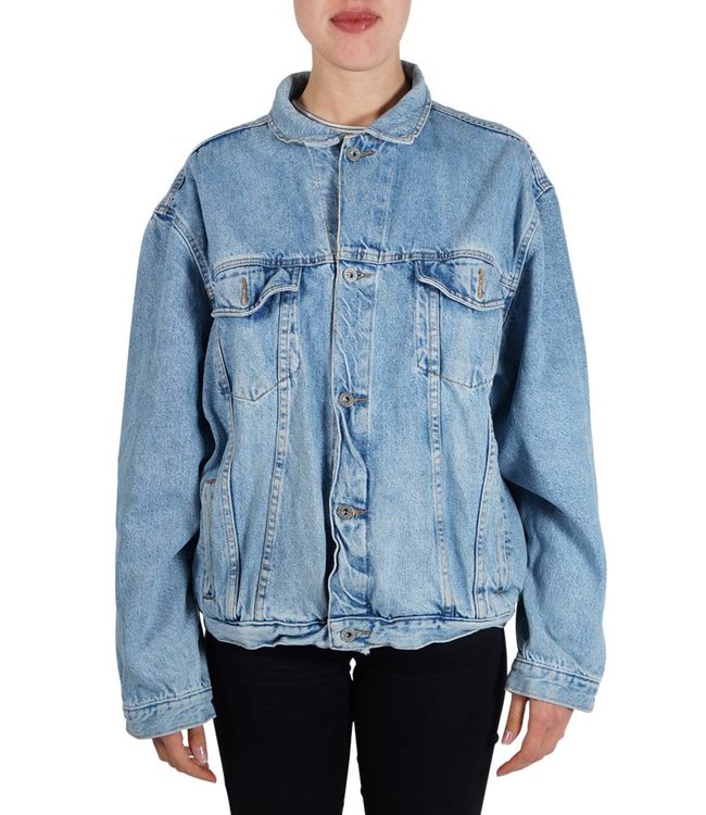 Vintage Jackets: 90's Denim Jackets