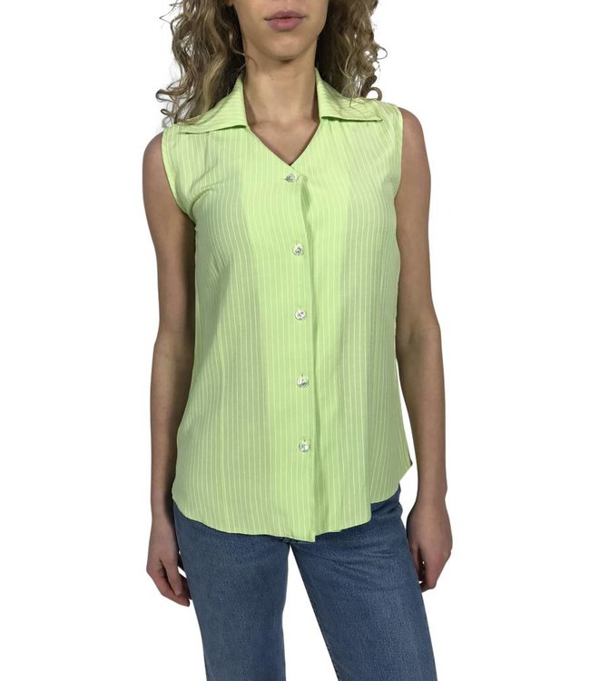 Vintage Tops: Sleeveless Blouses