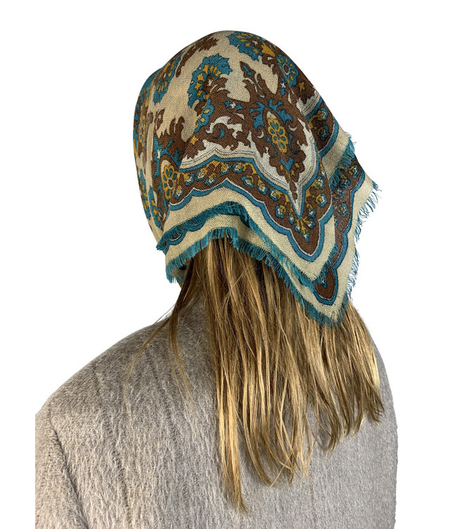 Vintage Scarves: Bohemian / Folk / Pashmina Scarves