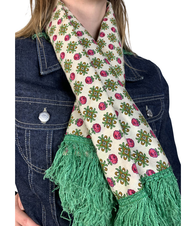 Vintage Scarves: Bohemian / Folk / Pashmina Scarves