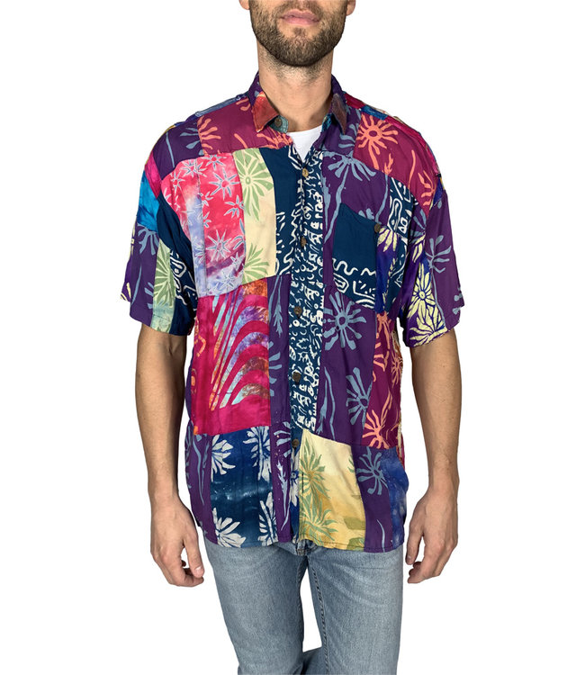 Mélange Vintage: Mélange de Vêtements Imprimés Africains