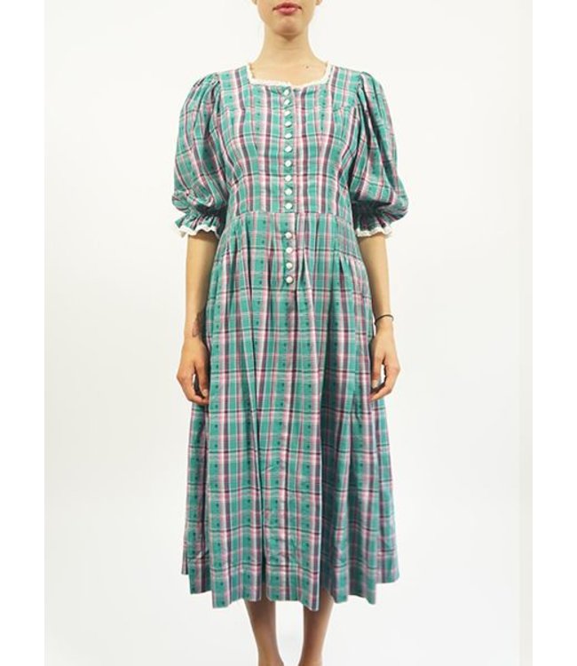 Vintage Dresses: Tyrolean Dirndl Dresses Y2K