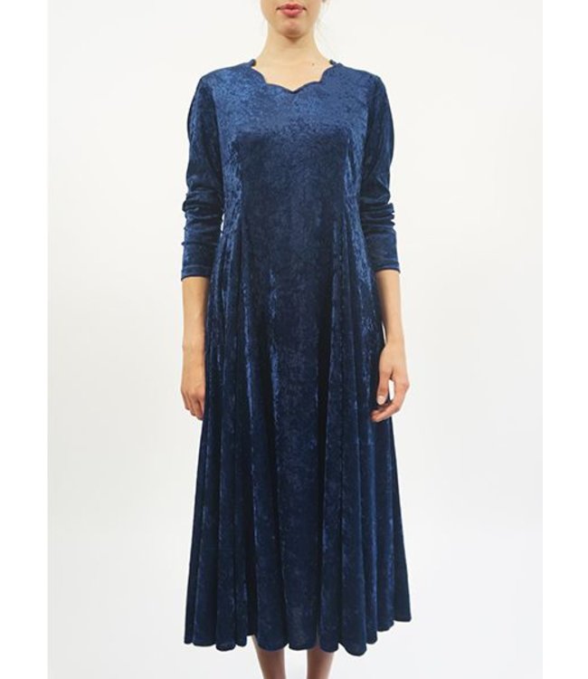 Vintage Dresses: Velvet Stretch Dresses