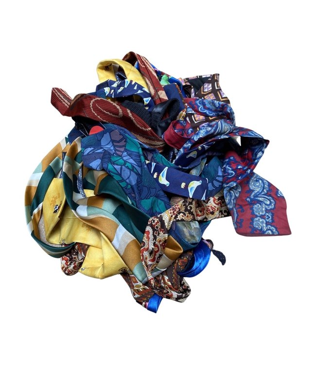 Vintage Scarves: Tie's