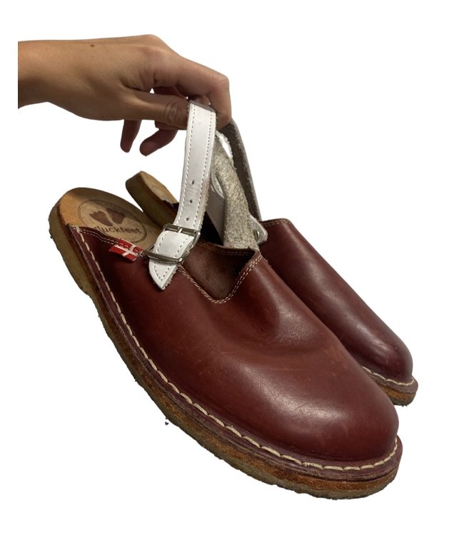 Vintage Shoes: Sandals