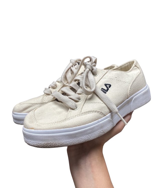 Vintage Shoes: Casual Sneakers