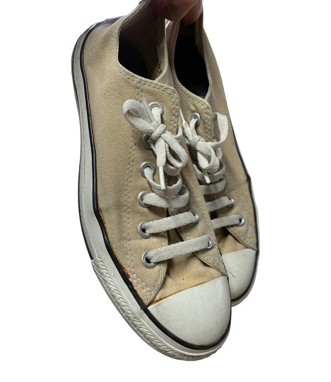 Vintage Shoes: Converse All-Stars