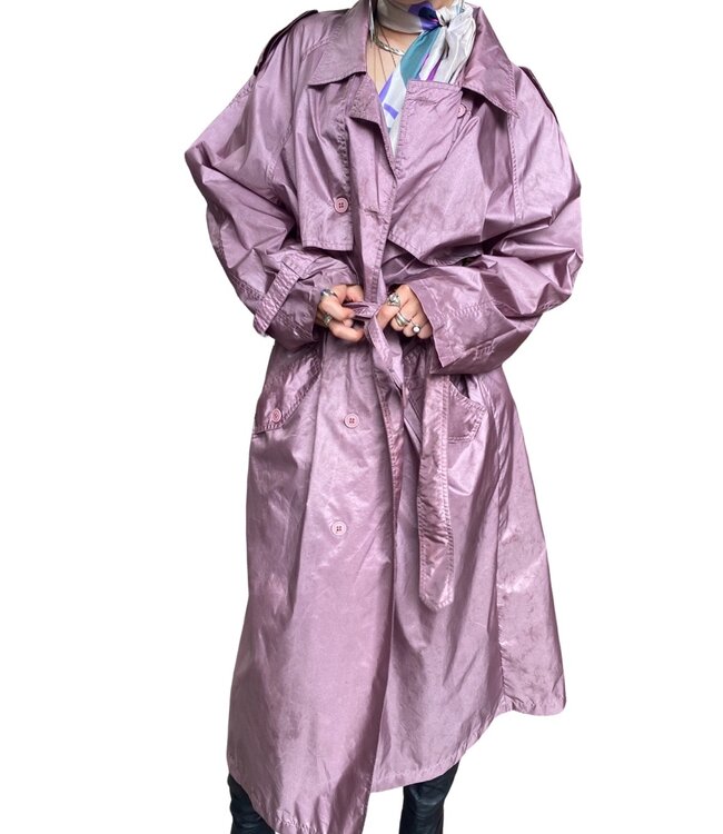 Vintage Coats: 90's Trench Coats Ladies