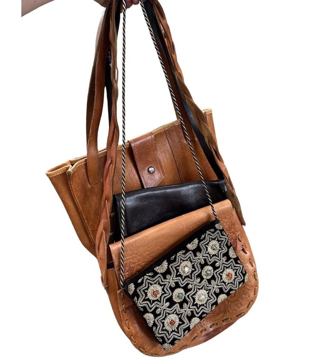 Sacs Vintage: Sacs Hippies &  à Outils en Cuir