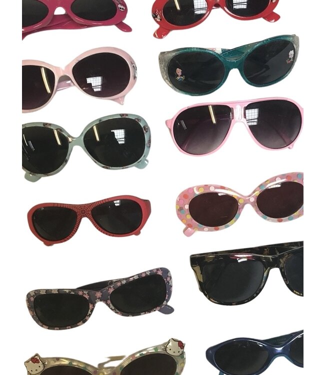 Accessoires Vintage: Lunettes de Soleil pour Enfants