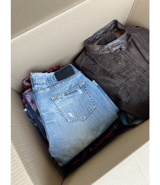 Curated Vintage Box: Y2K Summer Mix (40kg)