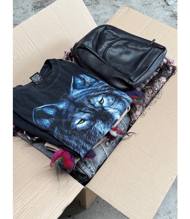 Curated Vintage Box: Festival / Bohemian Mix (40kg)