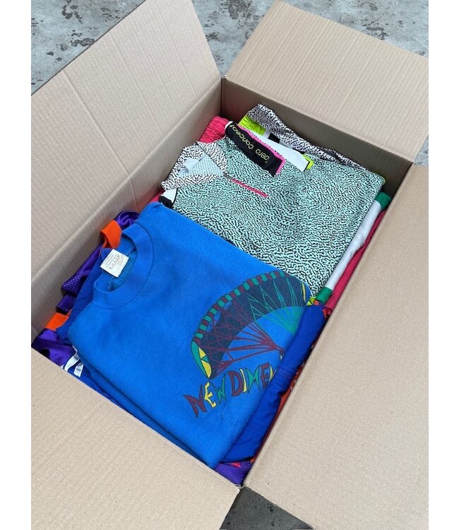 Curated Vintage Box:  Sporty Retro Mix (40kg)