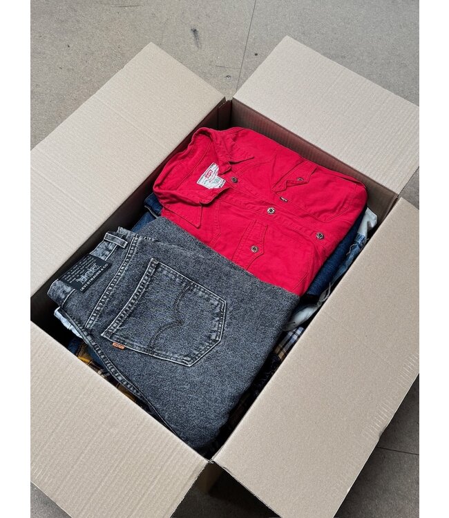 Curated Vintage Box:  Levi's Mix (40kg)