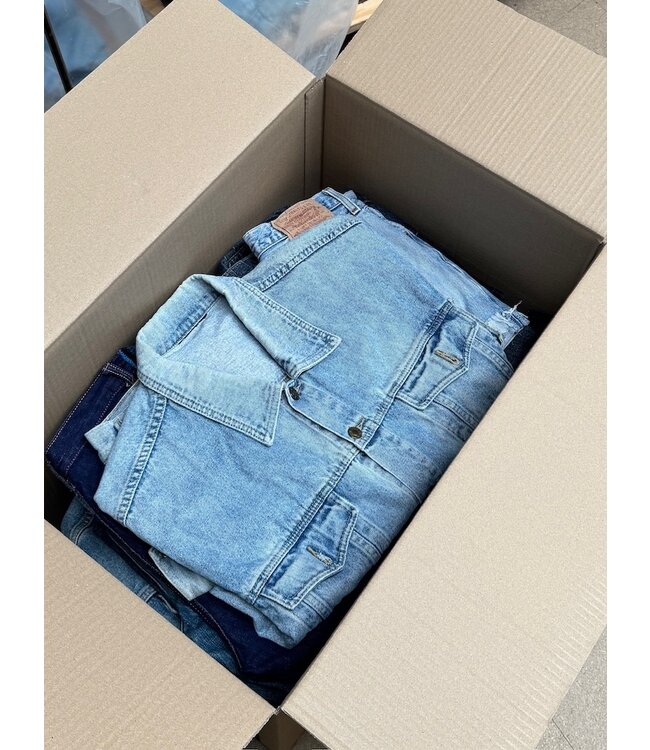 Curated Vintage Box:  Denim Mix (40kg)