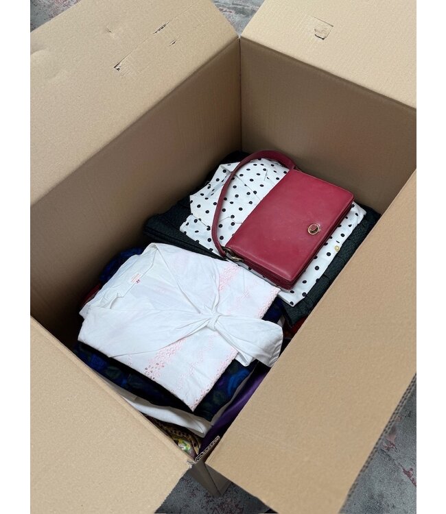 Curated Vintage Box:  40's 50's Mix (20kg)