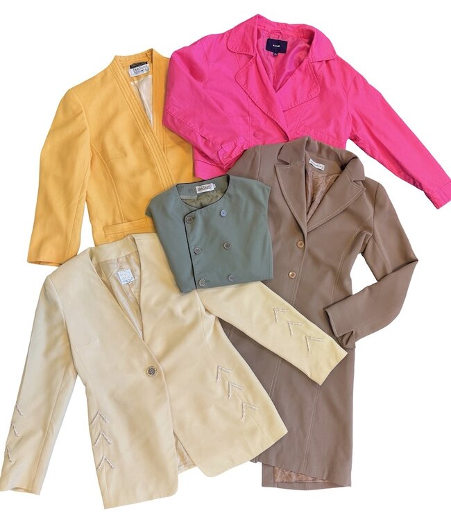 Vintage Jackets: Monochrome Blazers & Jackets