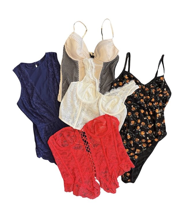 Vintage Sets & Suits: Lingerie