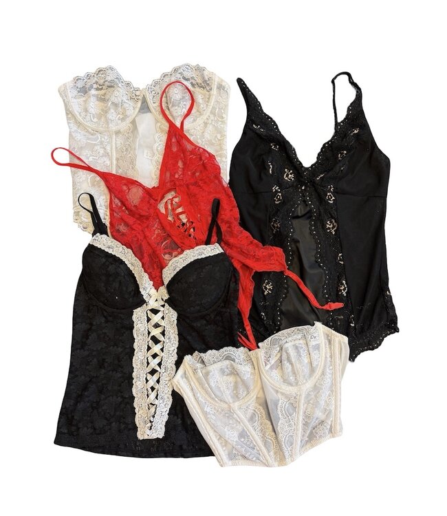 Vintage Sets & Suits: Lingerie