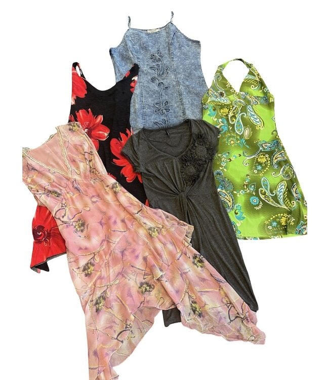 Vintage Dresses: Y2K Summer Dresses