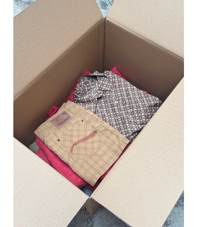 Curated Vintage Box: Y2K Fall / Winter Mix (40kg)