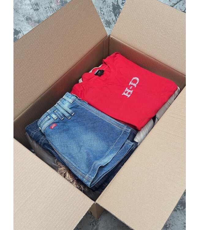 Curated Vintage Box: Y2K Fall / Winter Mix (40kg)