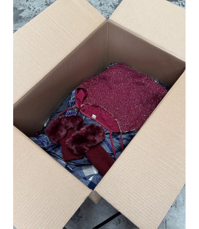 Curated Vintage Box: Festive Season