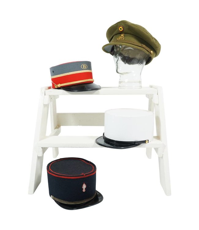 Casquettes Vintage: Casquettes Officier