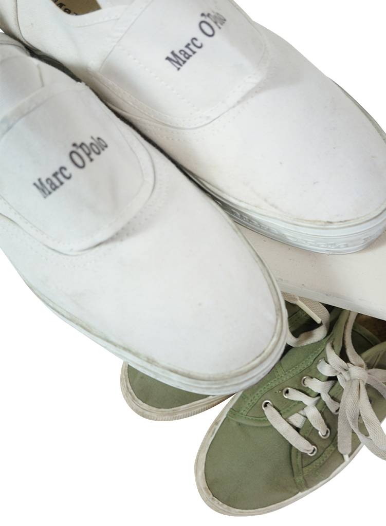womens vintage canvas sneakers