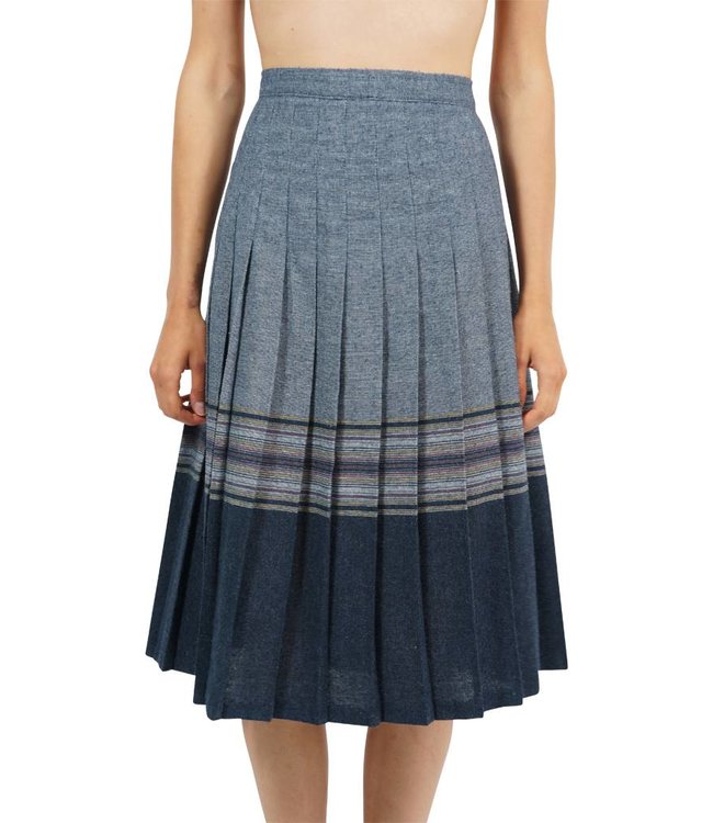 Vintage Skirts: Pleated Skirts Winter