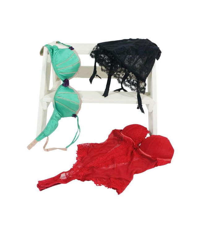 Vintage Sets & Suits: Lingerie