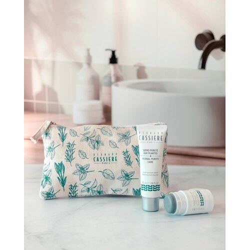 Bernard Cassière Bernard Cassiere Herbal purity: Mattifying hydrating fluid+ purity mask and stick Bernard Cassière Bernard Cassiere Herbal purity: Mattifying hydrating fluid+ purity mask and stick