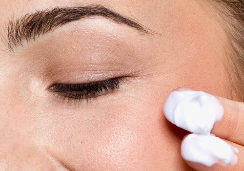 Maintenance creams
