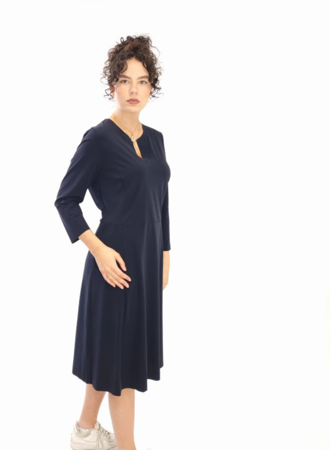 Kleid aus Stretchmaterial mit langen Ärmeln *blackblue