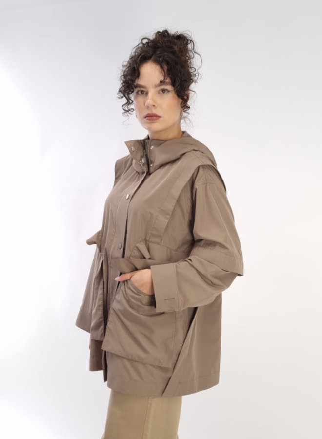 Leichte Outdoorjacke *sandbeige