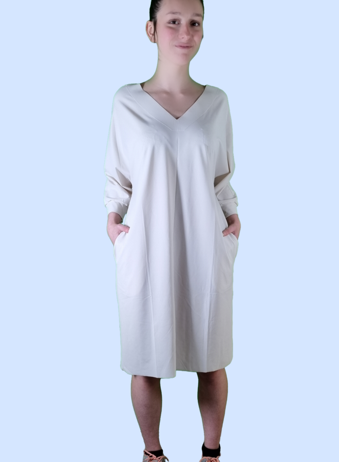 V-Neck-Kleid aus Traveljersey in Farbe LINEN