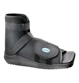 Slimline plaster shoe