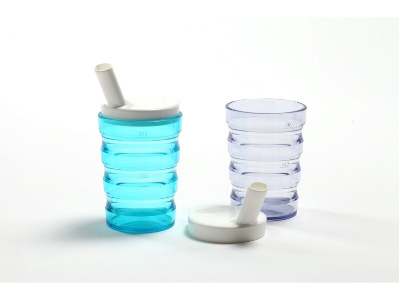 Shivering Cup with two spouts 200 milliliter