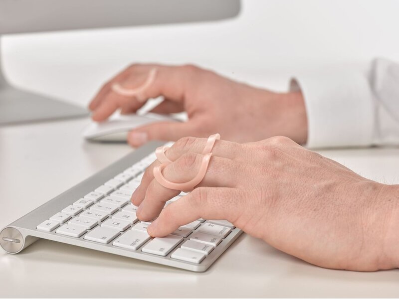 3 Point Products Oval-8® Fingerschiene beige - 1 Stück