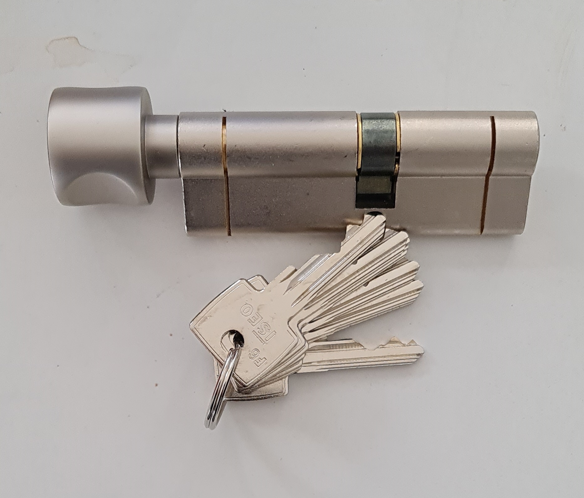 ISEO F6 SKG*** knopcilinder 90 mm k50-40 5 genummerde sleutels - Copy