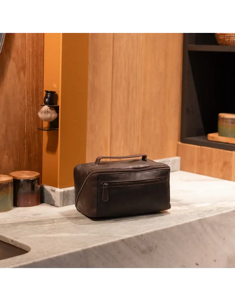 The Chesterfield Brand Leren Toilettas L Bruin Elmia