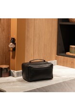 The Chesterfield Brand Leren Toilettas XL Zwart Trevia