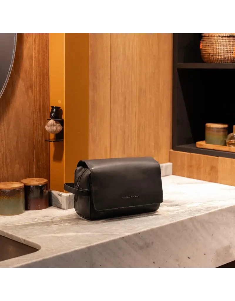 The Chesterfield Brand Leren Toilettas met Ophanghaak Zwart