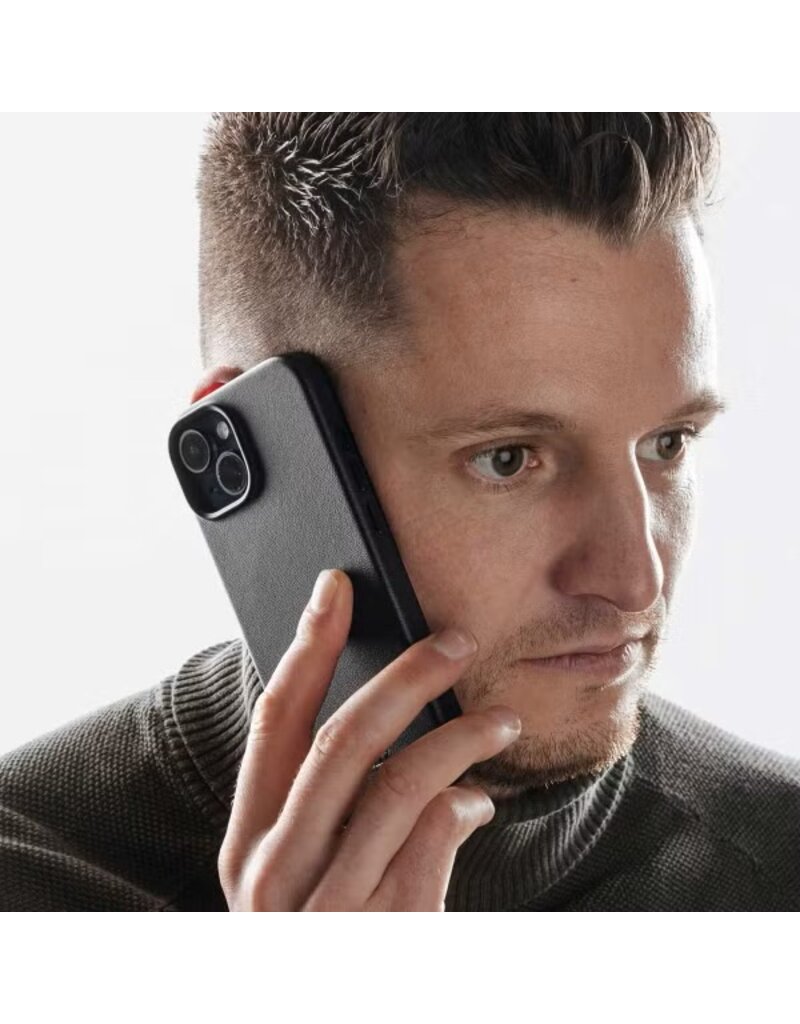 Accezz iPhone 16/Pro/Pro Max/e Handyhülle Back Cover Braun