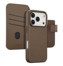 Accezz iPhone 17 Leather Bookcase 2-in-1 met MagSafe – Accezz, Personaliseerbaar - Bruin