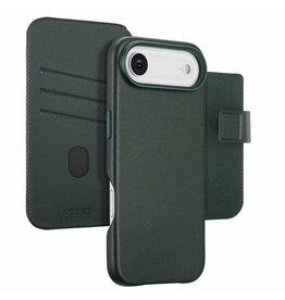Accezz iPhone 17 Leather Bookcase 2-in-1 met MagSafe – Accezz, Personaliseerbaar - Groen