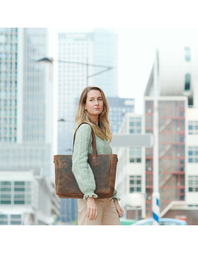 Plevier Hopper Laptoptas Leder 15,6 inch met RFID en Afneembare Schouderriem
